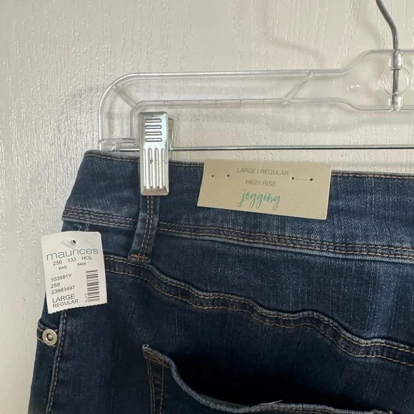 3/$10 NWT Maurice’s High Rise Jeggings - Picture 5 of 5